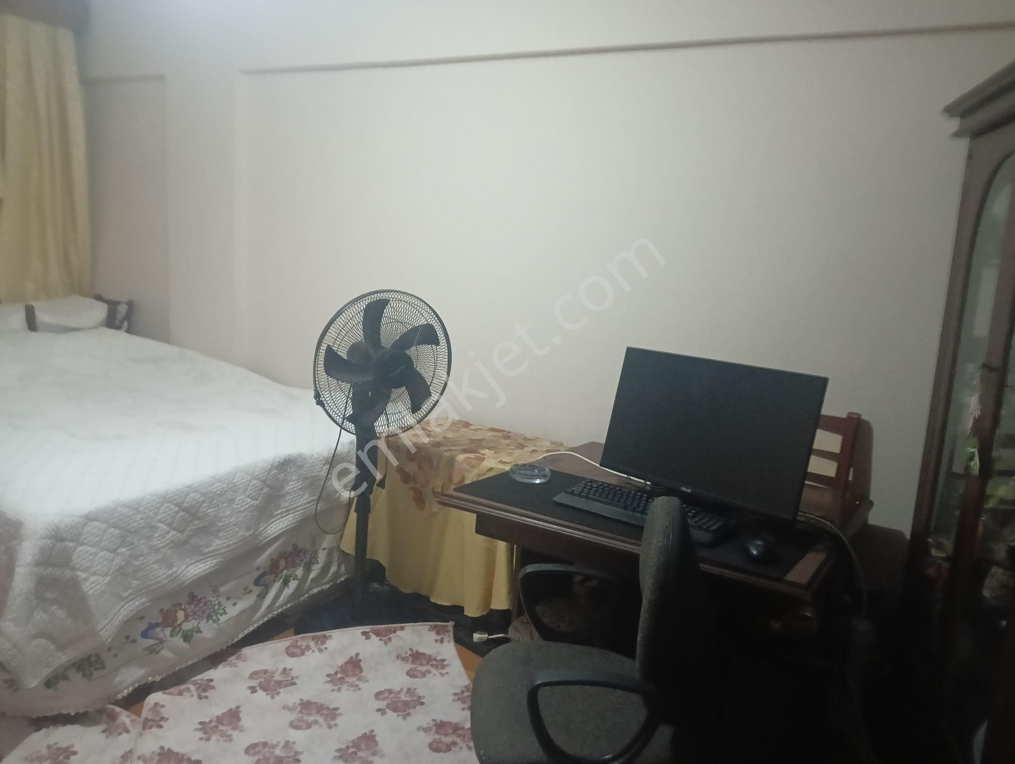 Yenigirne Postacılar Da Satılık 3 Katlı Bina 2 Dükkan 2 Daire ( İlan No.18 55 ) ( Fiyat. 8.mil. Tl. - Görsel 35