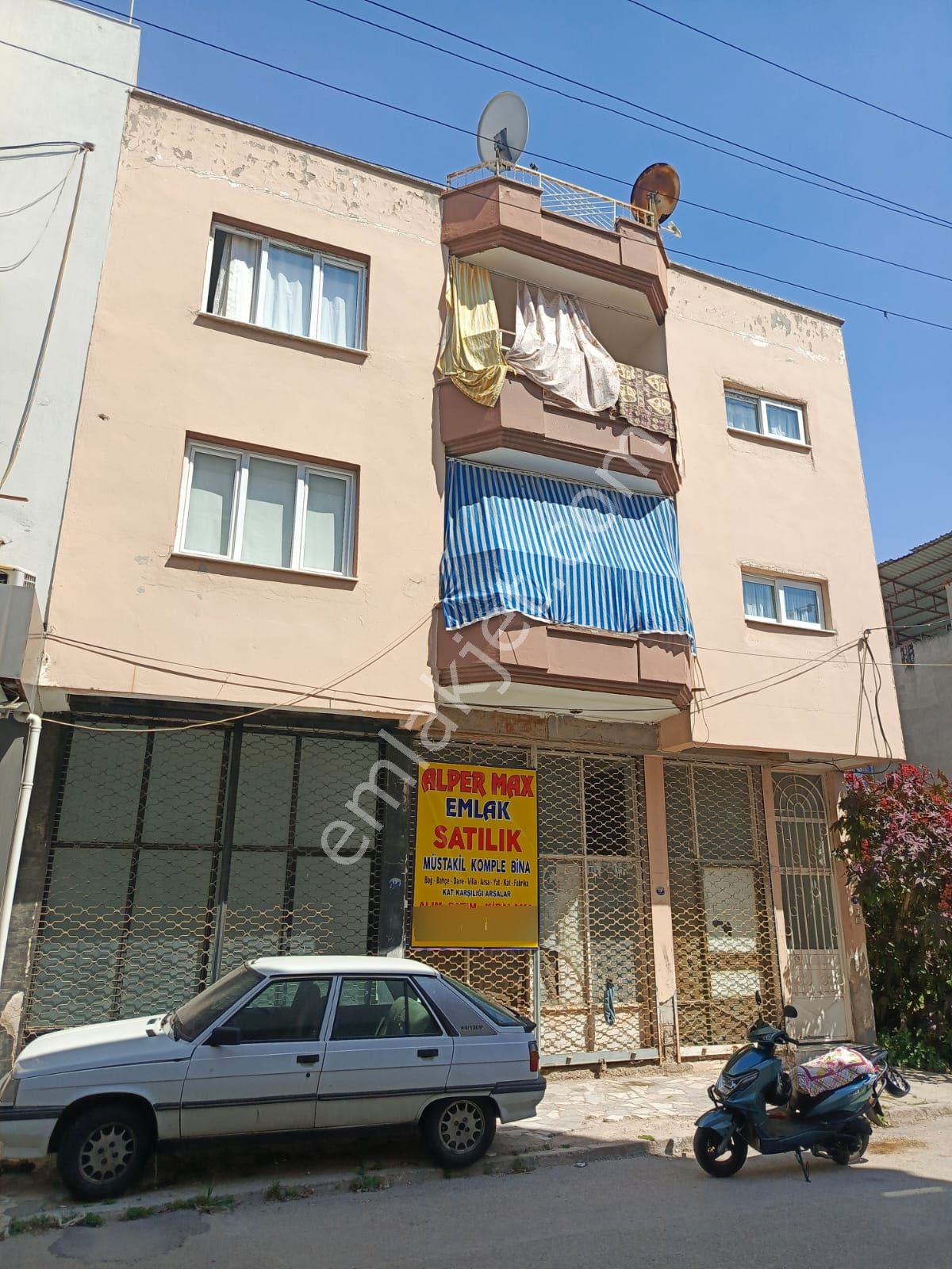 Yenigirne Postacılar Da Satılık 3 Katlı Bina 2 Dükkan 2 Daire ( İlan No.18 55 ) ( Fiyat. 8.mil. Tl. - Görsel 30