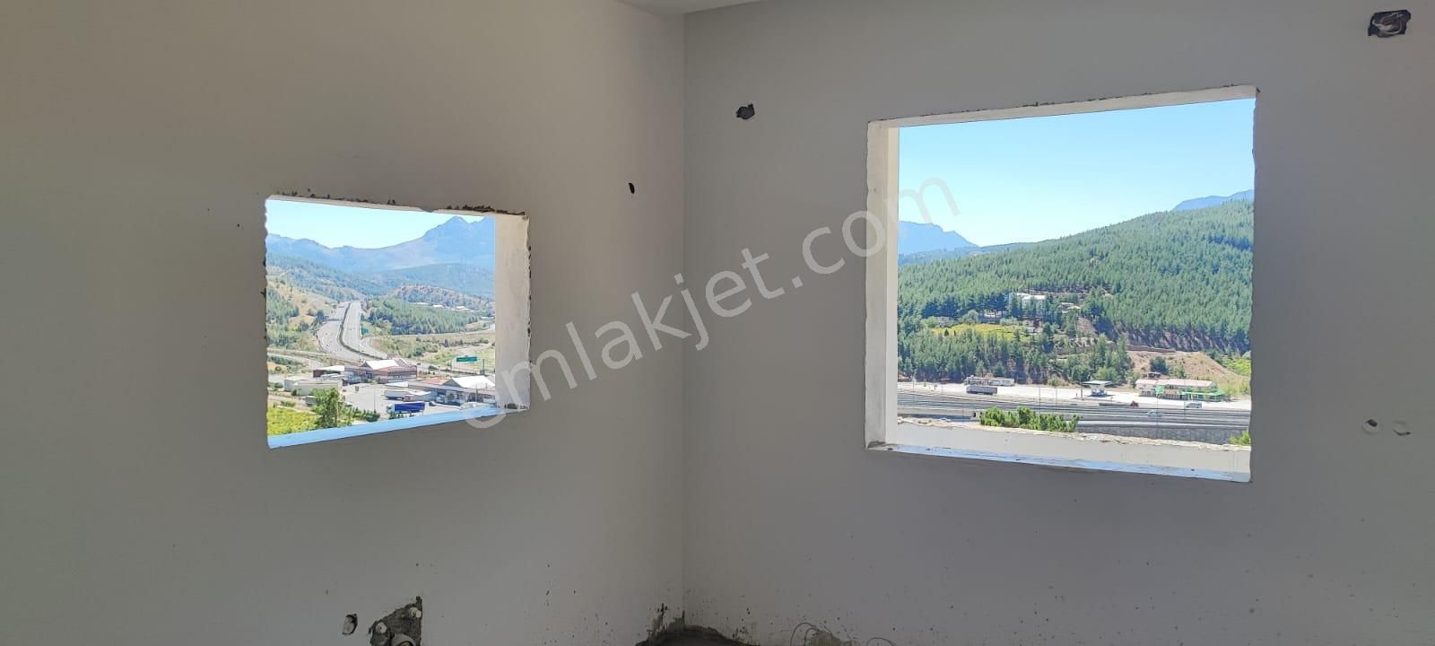 Pozantı Kar Emlaktan Alpu Yaylasında Satılık 2 Katlı 3+1 Müstakil Ev - Görsel 11