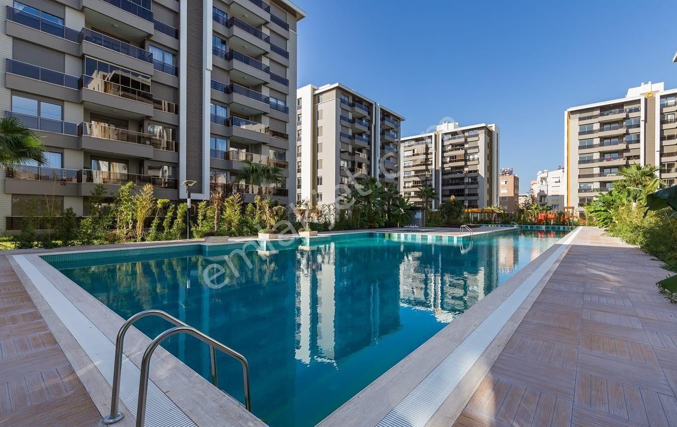 Muratpaşa Yenigün Satılık Daire  ÖZPINARLAR'DA FULL DONANIMLI SİTEDE 3+1 DAİRE VE YAŞAM ALANI