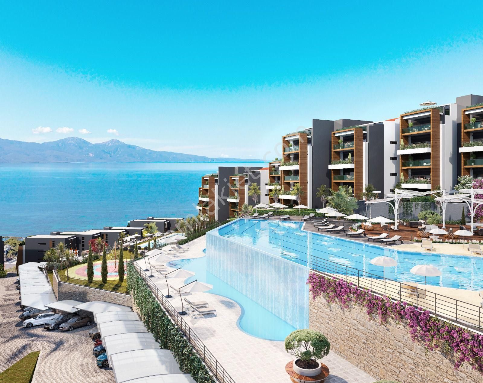 Kuşadası Değirmendere Satılık Residence  FULL MANZARA-GUVENLIK-SOSYAL ALANI-OTOPARK-BAHÇE-YERDEN ISITMA-BAHÇE-MODERN-ULTRA LÜX-168 M2