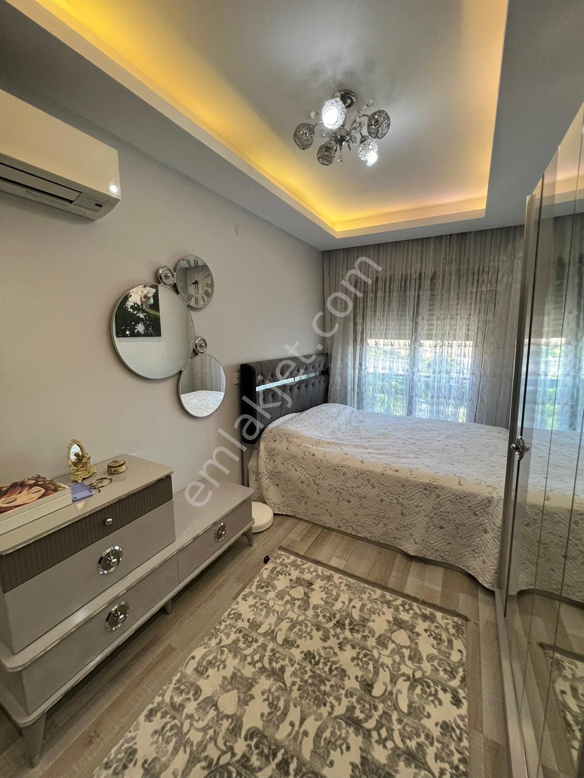 https://imaj.emlakjet.com/listing/13954647/7194A82E7A0810D54EF3BC16D7E5AD9D13954647.jpg