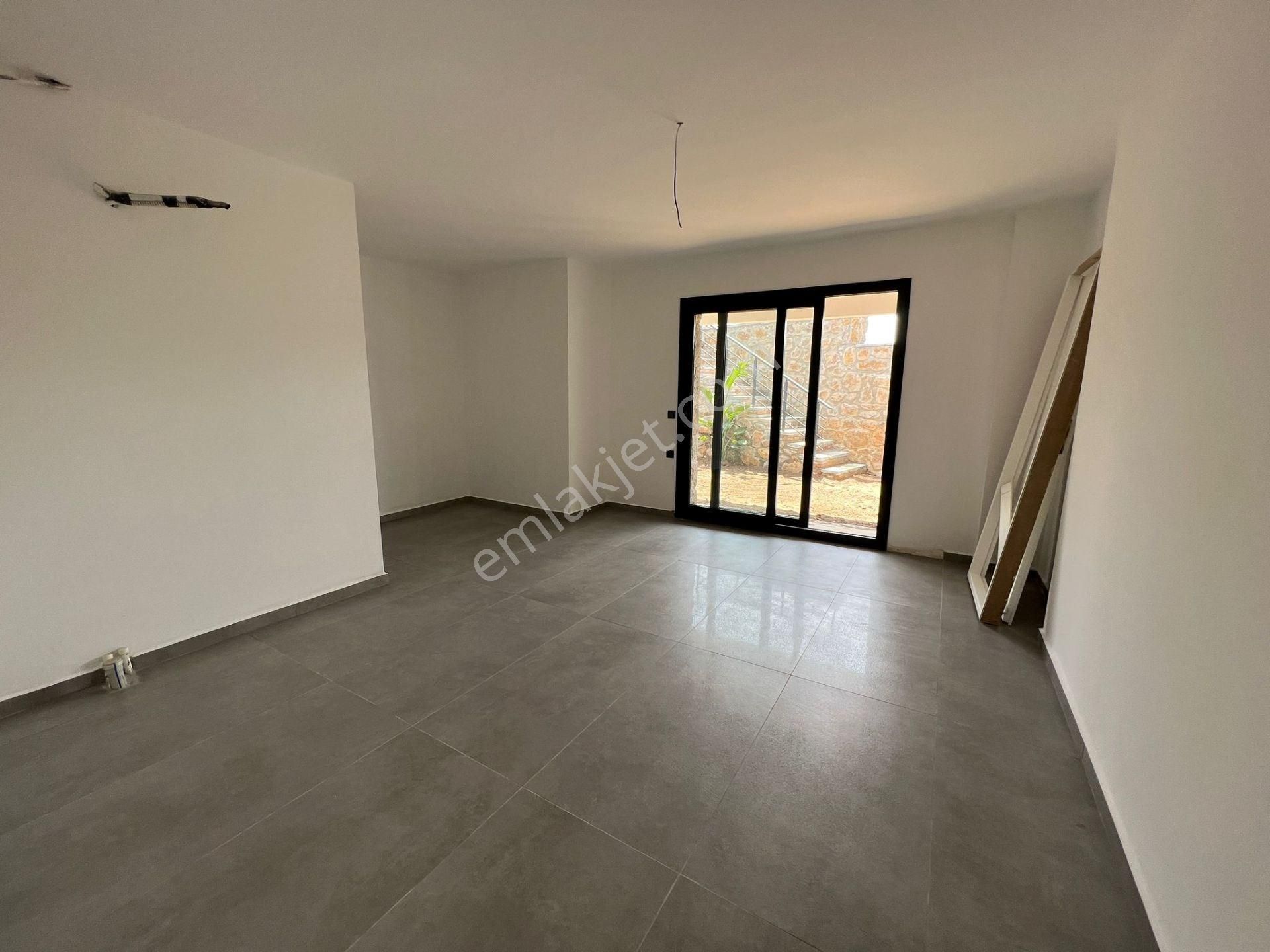 Gümüşlük Sahil'e Yürüme Mesafesinde Müstakil Lüks Villa - Görsel 34