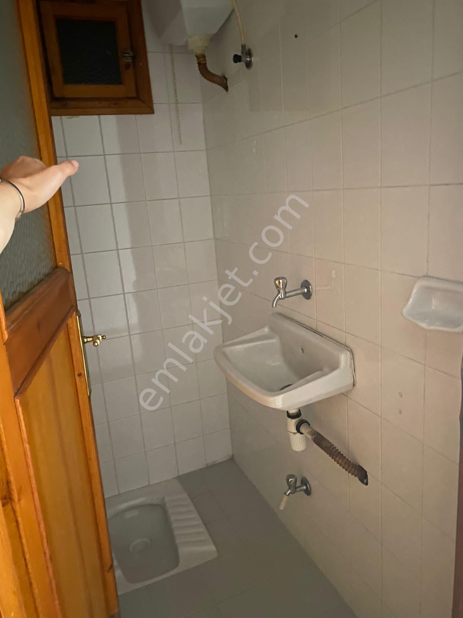 Avcılar Unıversıte Mah Zakkum Sokakta 2.kat 2+1 - Görsel 9