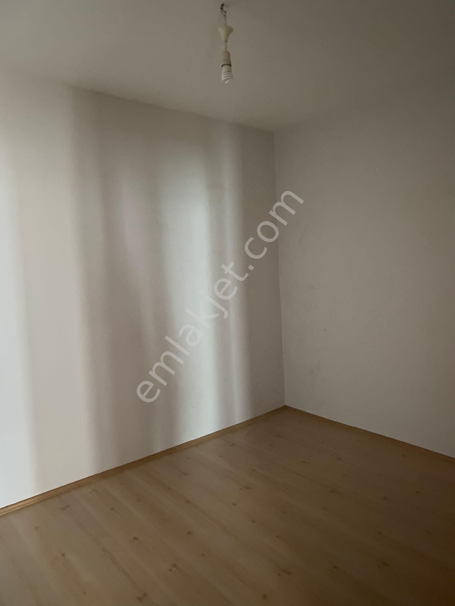 Avcılar Unıversıte Mah Zakkum Sokakta 2.kat 2+1 - Görsel 11