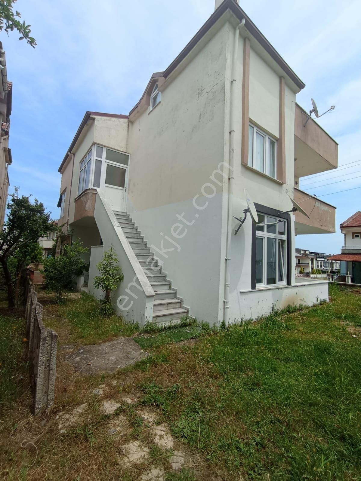 Kocaali Yalı Satılık Daire  DENİZE YAKIN 2+1 BAHÇELİ YAZLIK SATILIK DAİRE