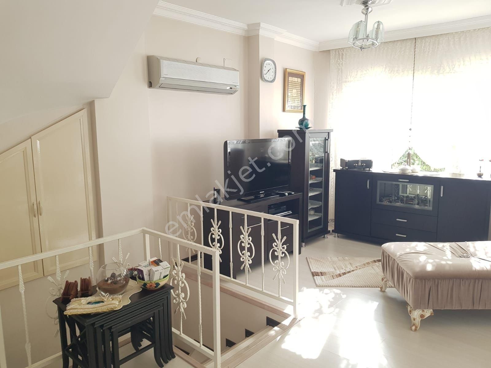 Müstakıl Havuzlu 4 Katlı Vılla - Görsel 17