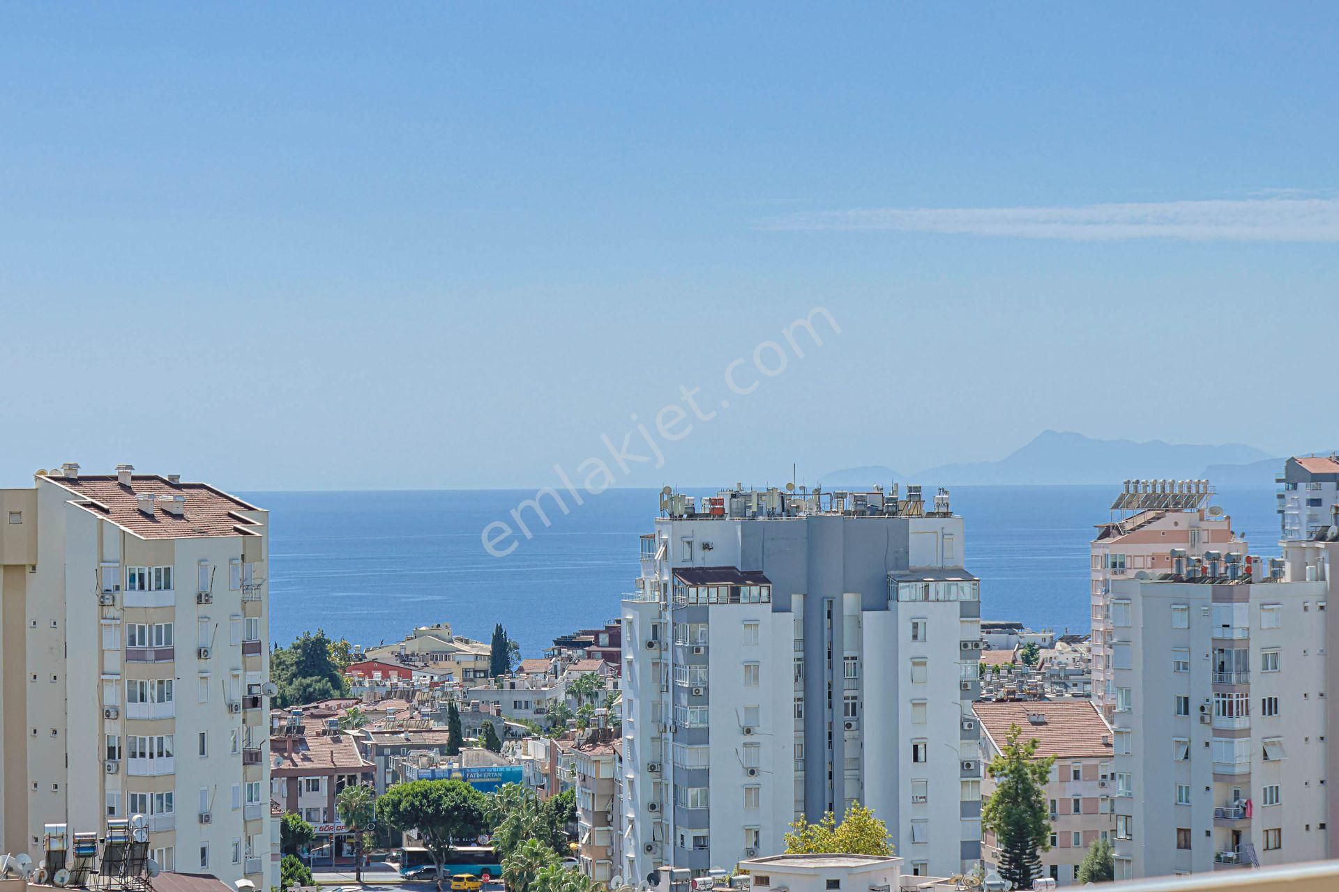 Muratpaşa Zümrütova Satılık Daire  SİNANOĞLU CADDESİ'NDE DENİZ MANZARALI SATILIK 3+1 BAKIMLI DAİRE