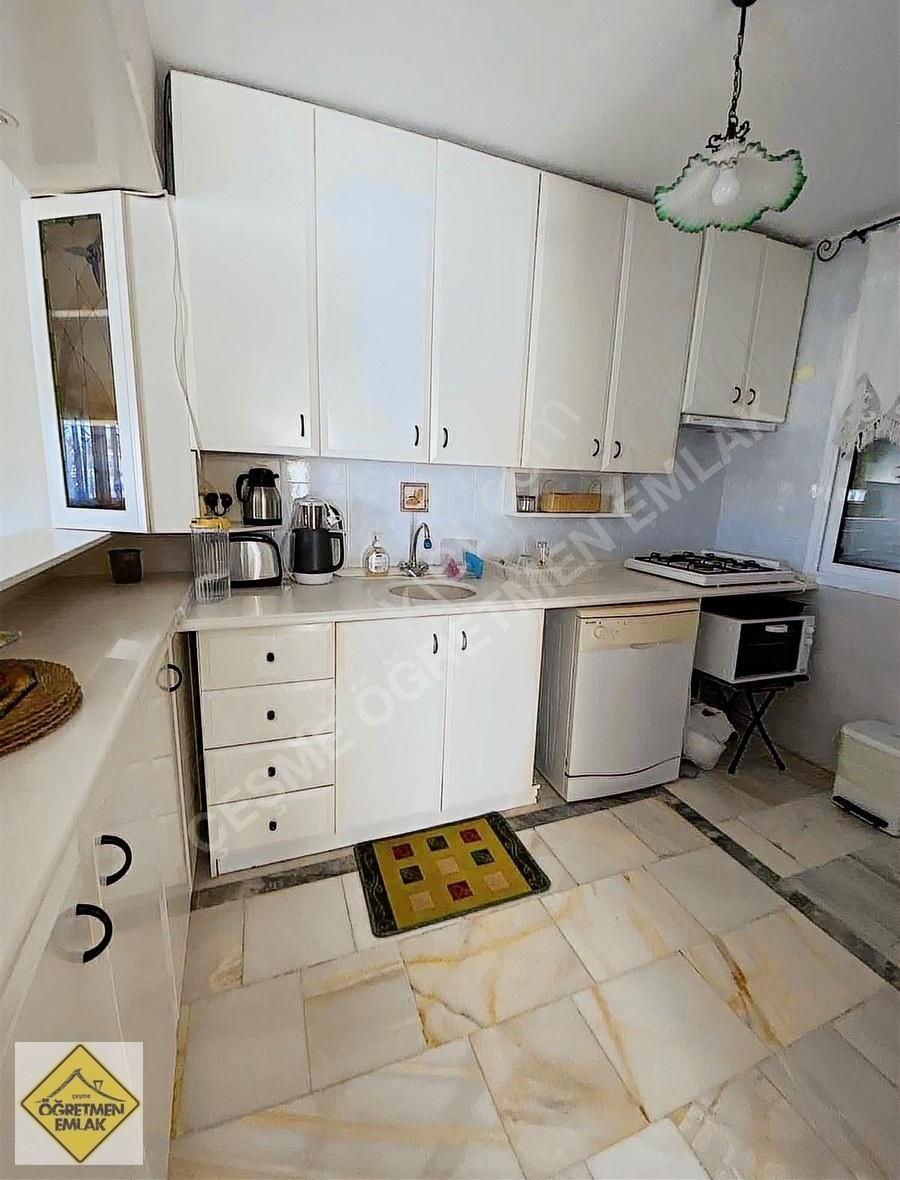Çeşme Dalyanda Denize Yakın Geniş Bahçeli 3+1 Masrafsız Villa - Görsel 12