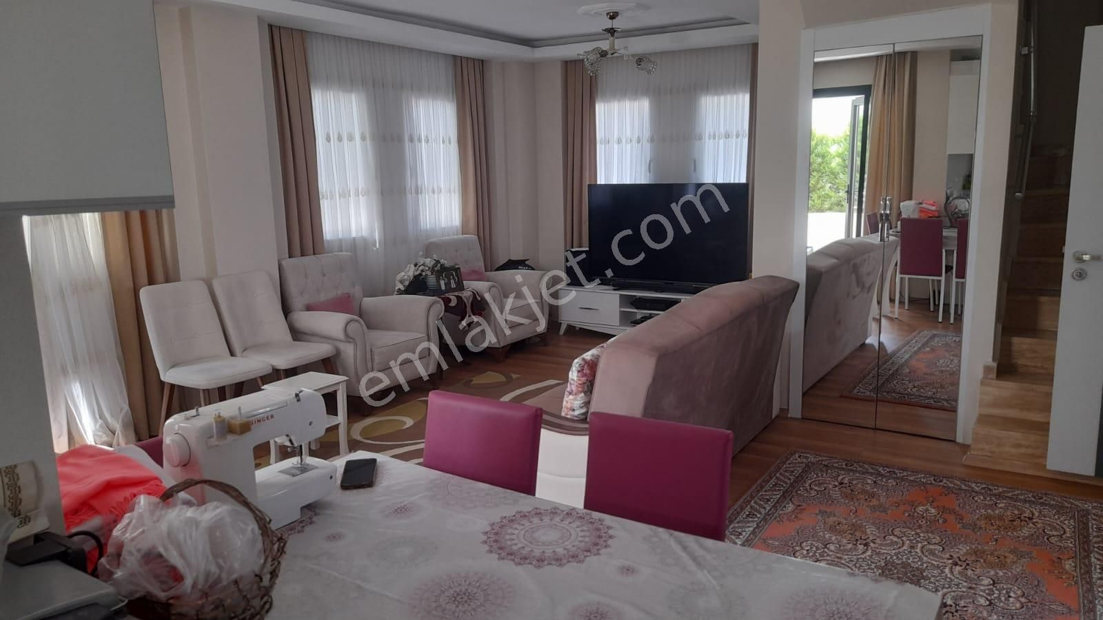 Bodrum Turgutreis Satılık Villa  Turgutreis'te Satılık 3+1 Müstakil Dubleks Villa SB388