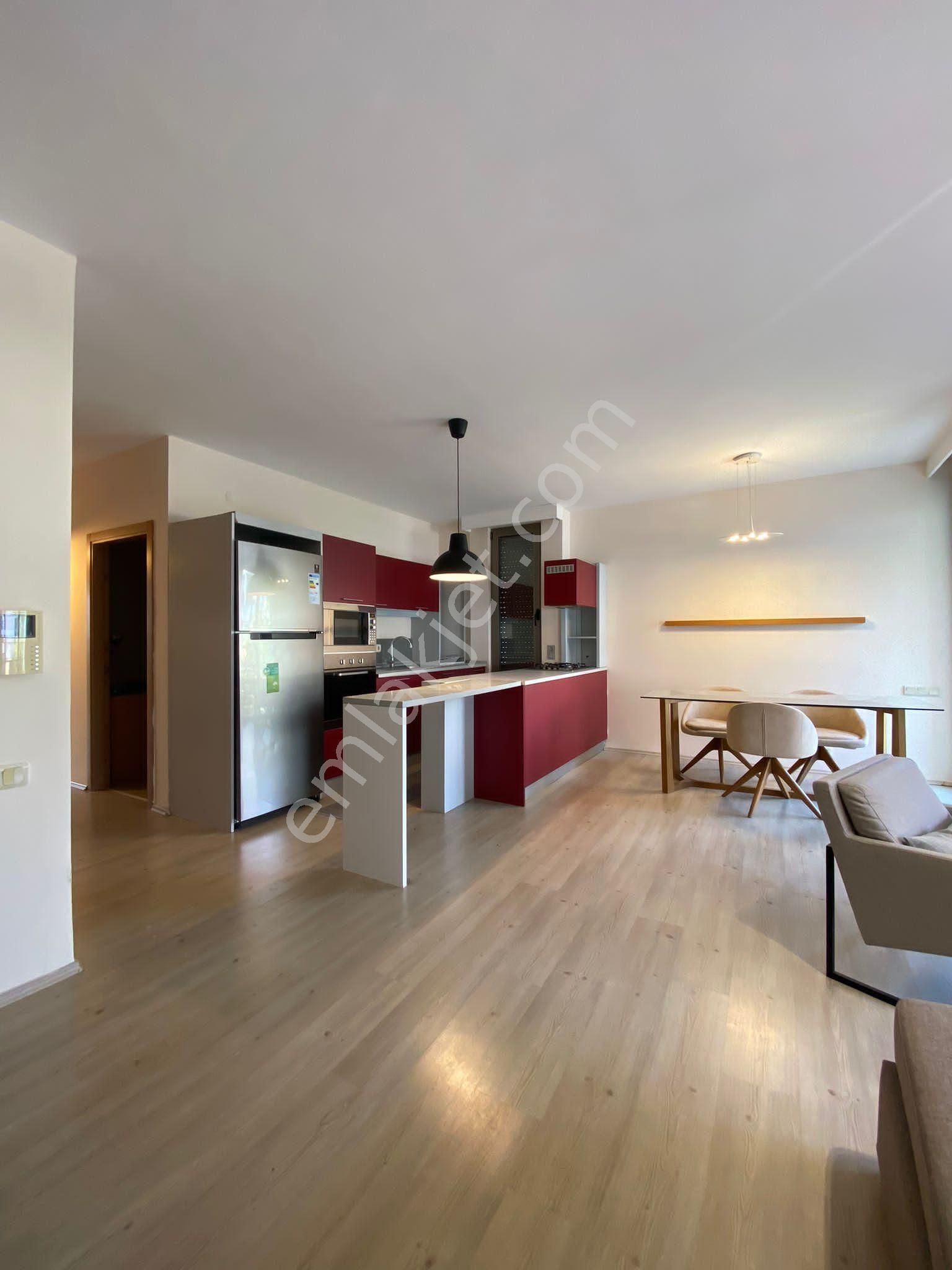 Konyaaltı Gürsu'da Denize Yakın Havuzlu Butik Sitede Full Eşyalı 3+1 Daire - Görsel 12