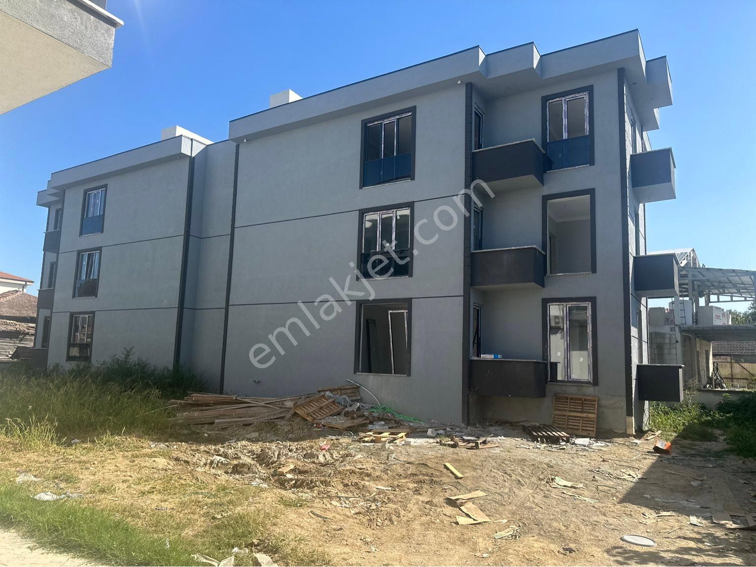 Arifiye Hanlı Merkez Satılık Daire SAKARYA HANLI MERKEZDE SATILIK 3+1 LÜX DAİRE 15 GÜNE TESLİM HEMEN TAPU 