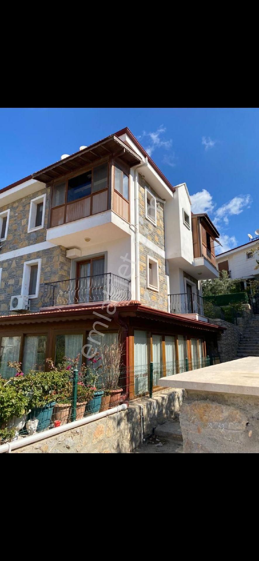 Datça Özbelde Sahibinden Full Eşyalı Bahçeli Ve 2+1 - Görsel 9