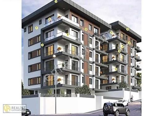 Üsküdar Bahçelievler Satılık Daire BAHÇELİEVLER MH.4 BLK SİTENİN İLK ETABINDA ÇOK İYİ KONUMDA DAİRE