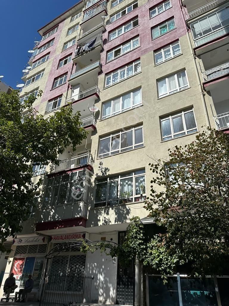 Yenimahalle Demetgül Kiralık Daire Sahibinden Katta Asansörlü 2+1 Kiralık 