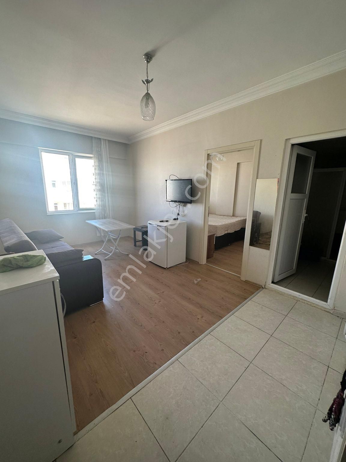 Kilis Merkez Ekrem Çetin Kiralık Daire ÇÖZÜM GAYRİMENKUL 1+1 EŞYALI 5000