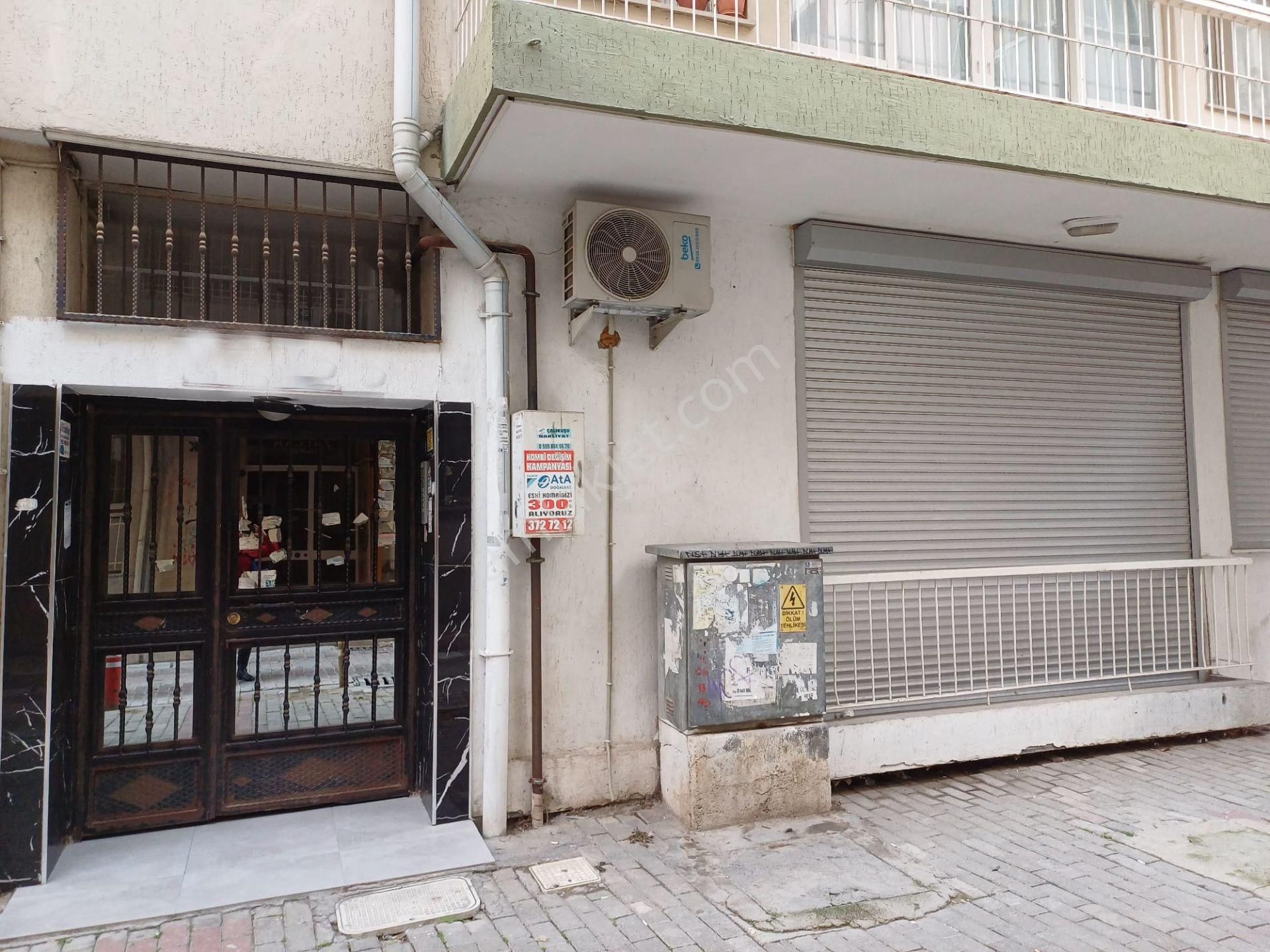 Karşıyaka Donanmacı Da Yalı Ya 100 M Bahçeli Hasarsız Kiracılı - Görsel 10