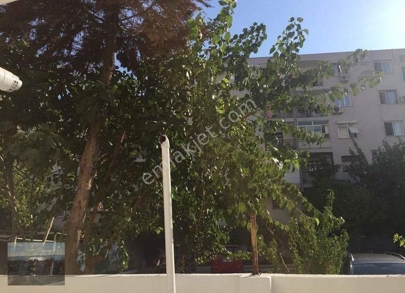 Karşıyaka Donanmacı Da Yalı Ya 100 M Bahçeli Hasarsız Kiracılı - Görsel 2