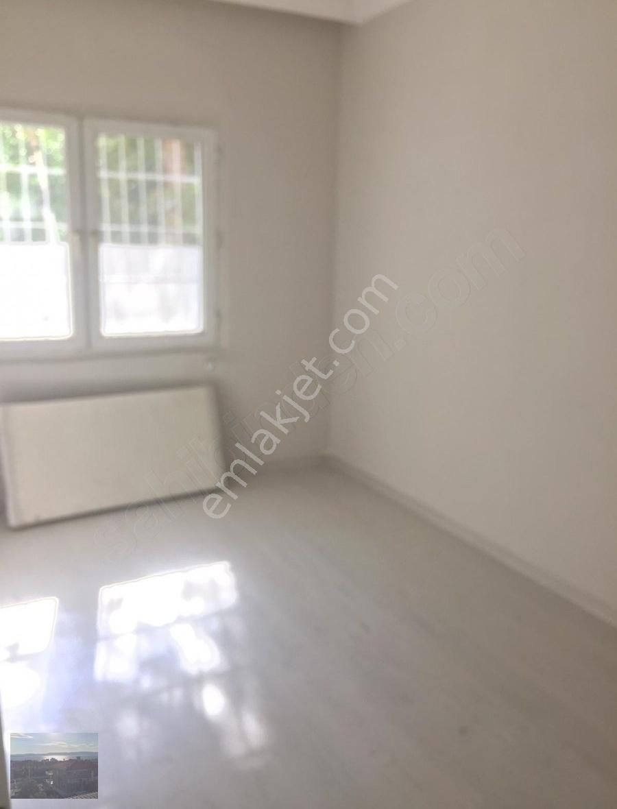 Karşıyaka Donanmacı Da Yalı Ya 100 M Bahçeli Hasarsız Kiracılı - Görsel 22