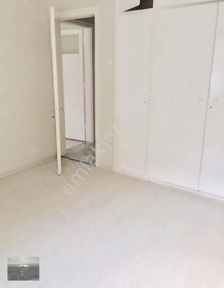 Karşıyaka Donanmacı Da Yalı Ya 100 M Bahçeli Hasarsız Kiracılı - Görsel 24