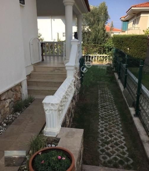 Çeşme Alaçatı Satılık 4 + 1 Tripleks Villa - Görsel 7