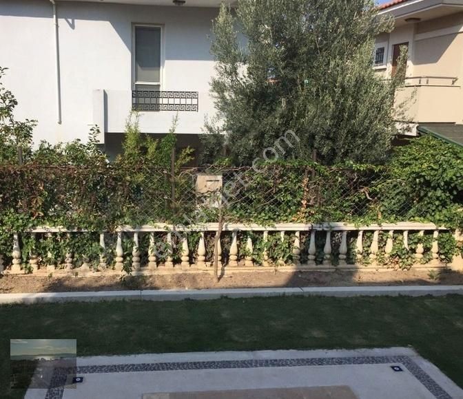 Çeşme Alaçatı Satılık 4 + 1 Tripleks Villa - Görsel 3