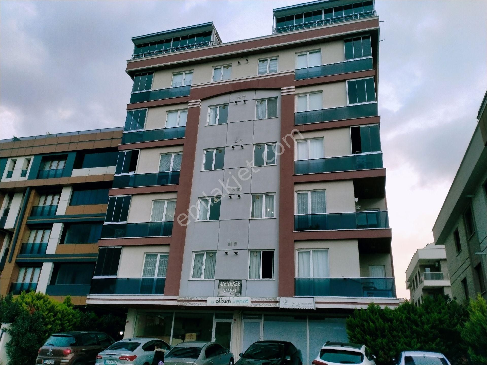 Büyükçekmece Pınartepe Satılık Daire  BÜYÜKÇEKMECE PINARTEPE MAHALLESİ 3+1 SATILIK DAİRE EBEVEYN BANYOLU BAKIMLI