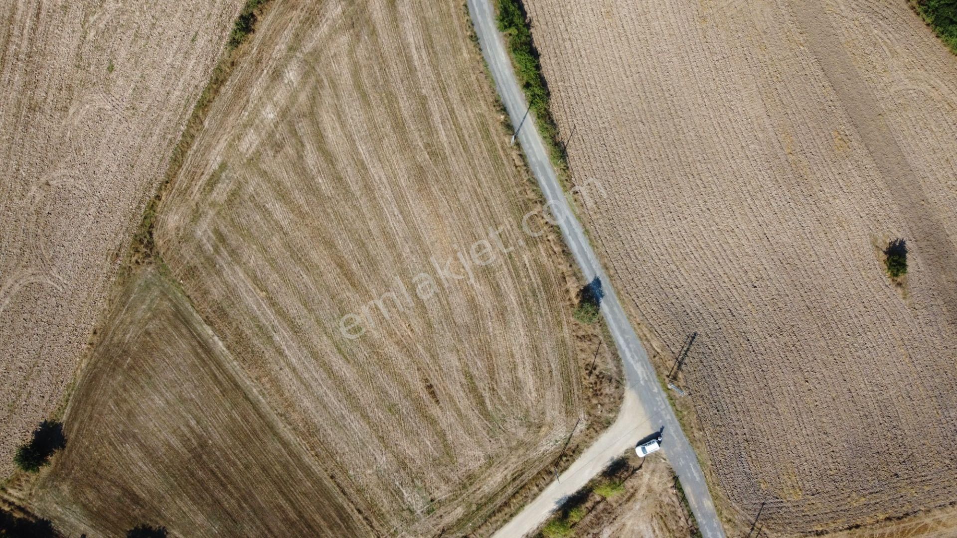 Sahibinden Satılık İmara Sınır Konumda Tarla - Görsel 3