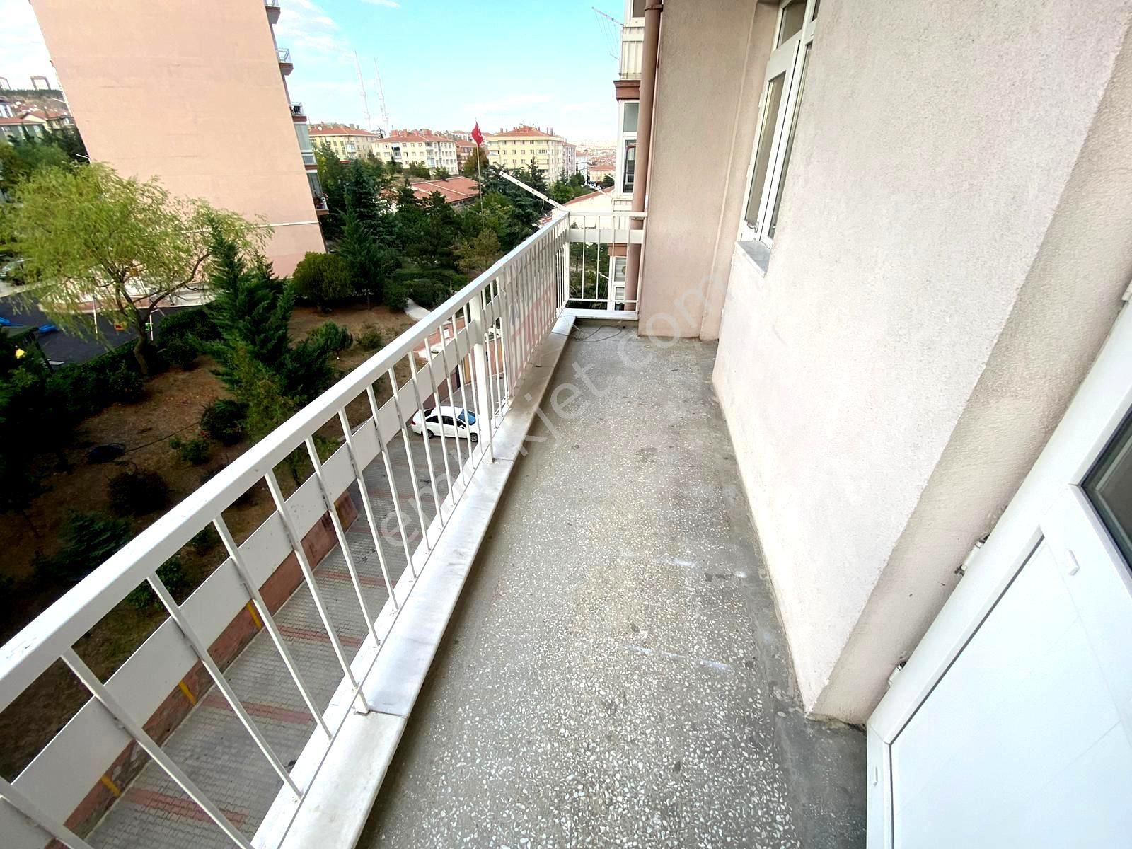 Ankara Keçiören İncirli Mh. Site İçerisinde Katta Yapılı Asansörlü Bağımsız 3+1 Daire - Görsel 27