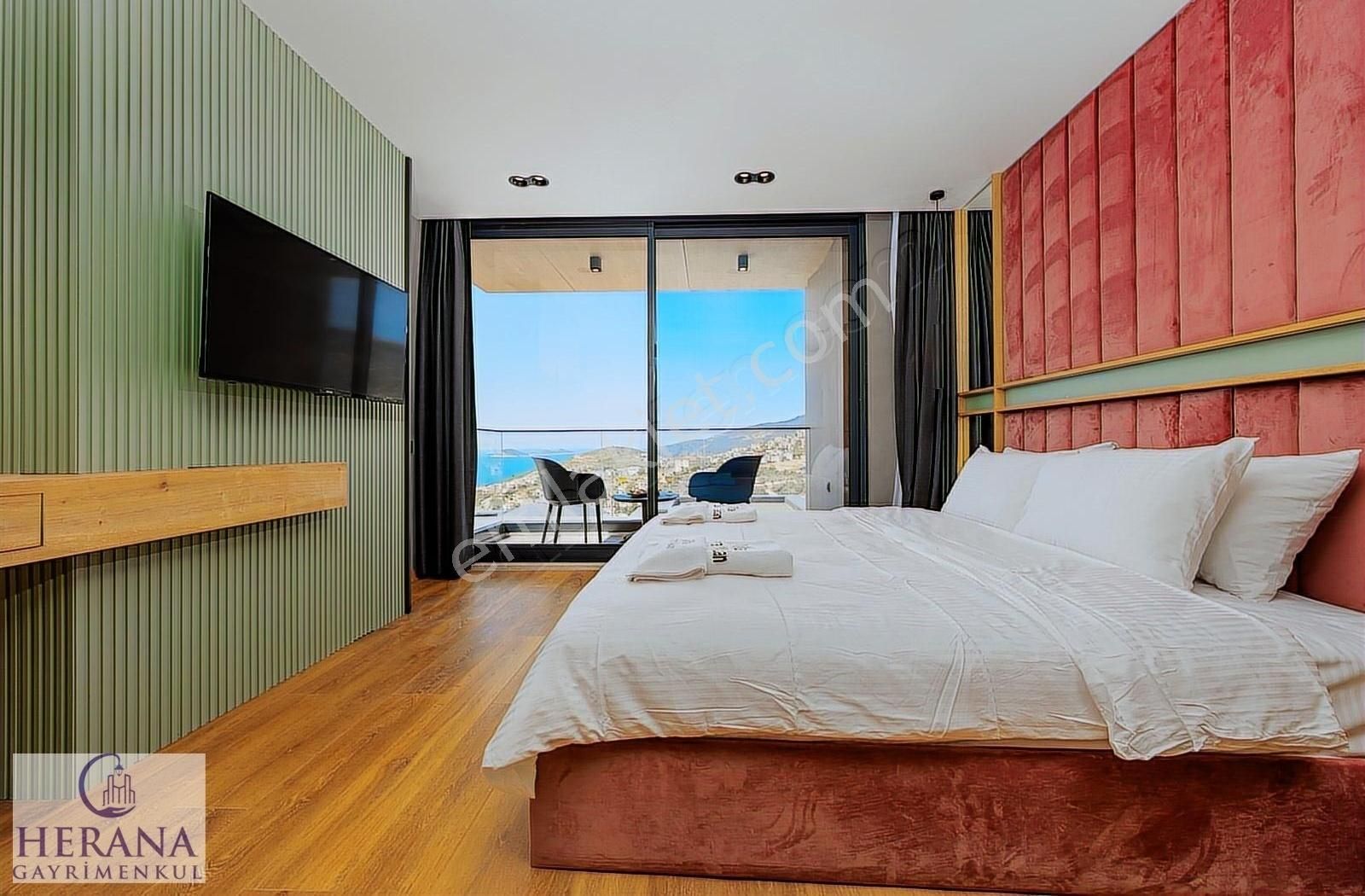 425 M2 Arsa İçinde Denize Nazır Kaliteli Konforlu Müstakil Villa - Görsel 20