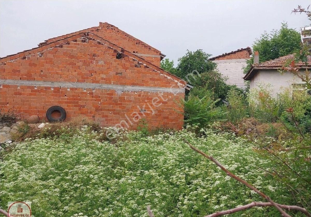 Balıkesir Bigadiç Çağış Mahallesi Avlulu Kargir Ev Ve Arsası 1 Oda 1salon 65 M2 Brüt Alan Satılıktır - Görsel 3