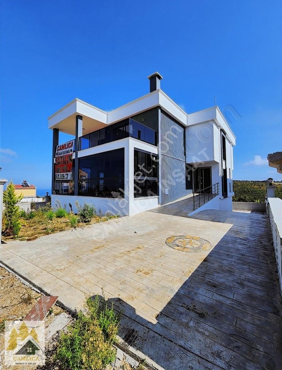 Atakum Güzelyurt Satılık Villa ÇAMLICADAN ÇATALÇAMDA TRİPLEX LÜX VİLLA