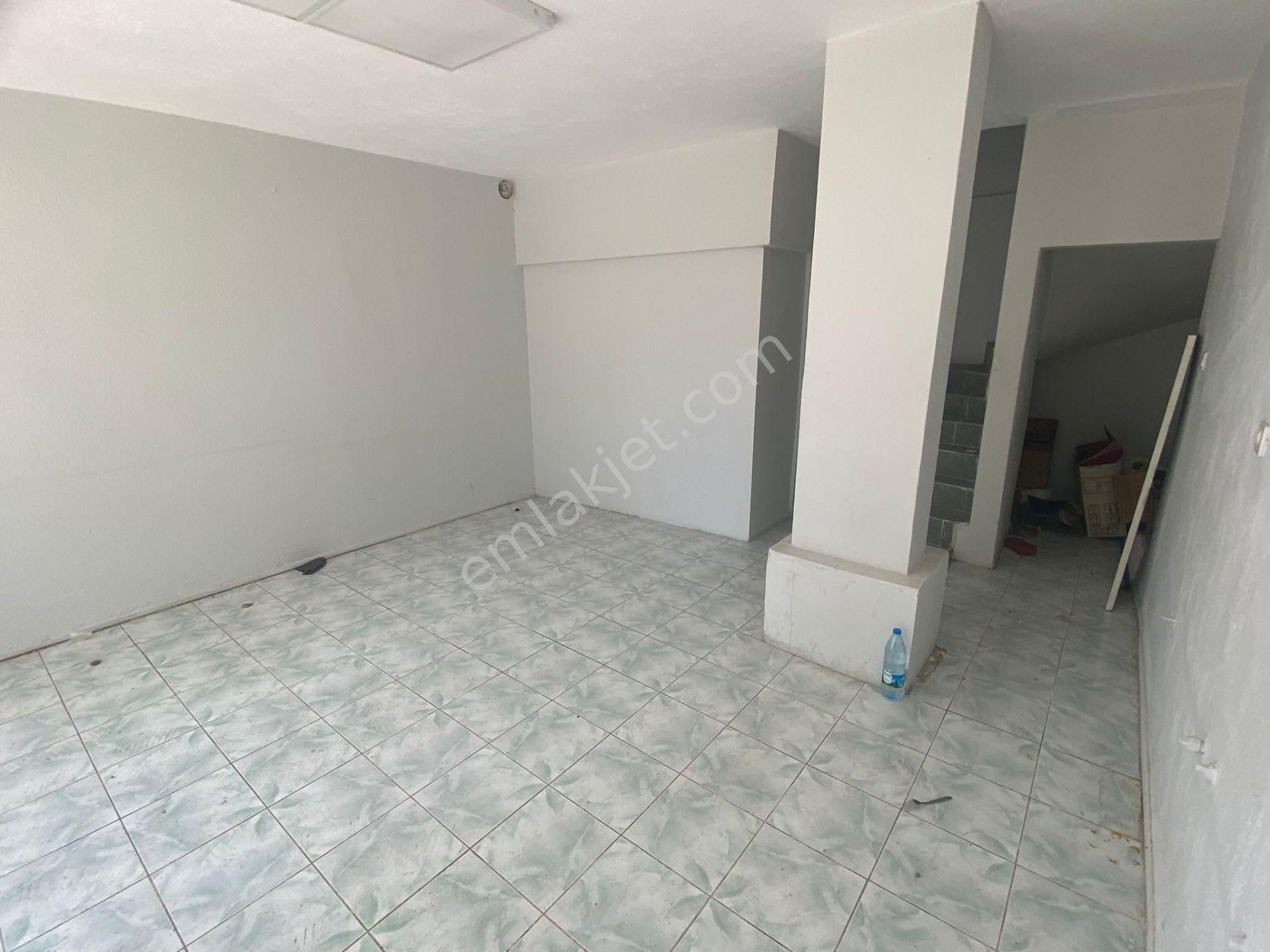 Acill Buca Hasanağa Bahçesi Yakını 3 Odalı 60m2 Dublex Wc'li Satılık Dükkan - Görsel 4