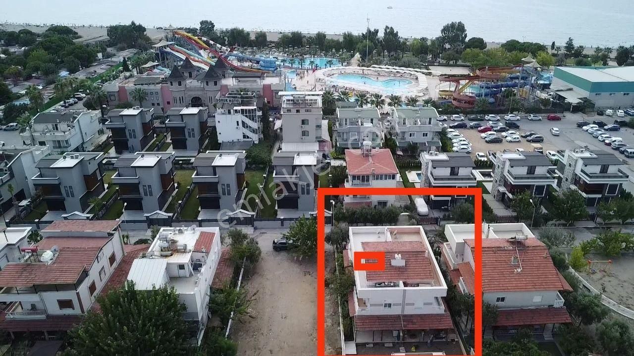 Menderes Gümüldür Atatürk Satılık Villa Gümüldür Sahiline 200m Yakınlıkta 4+1 Yazlık,160 m2 Kullanım alanı, Muhteşem konumda