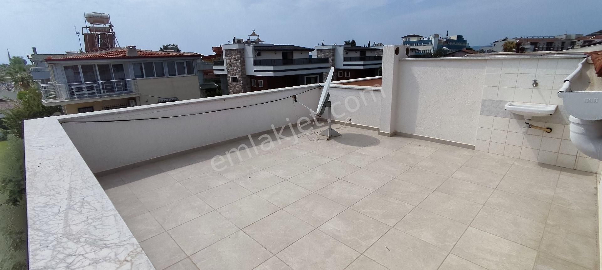 Gümüldür Sahiline 200m Yakınlıkta 4+1 Yazlık,160 M2 Kullanım Alanı, Muhteşem Konumda - Görsel 24