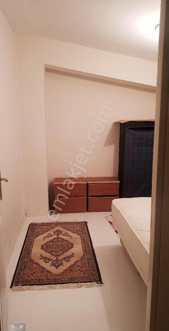 Büyükdere Capella Park Arka Sokagında Dubleks 1+1 Kombılı Daıre - Görsel 4