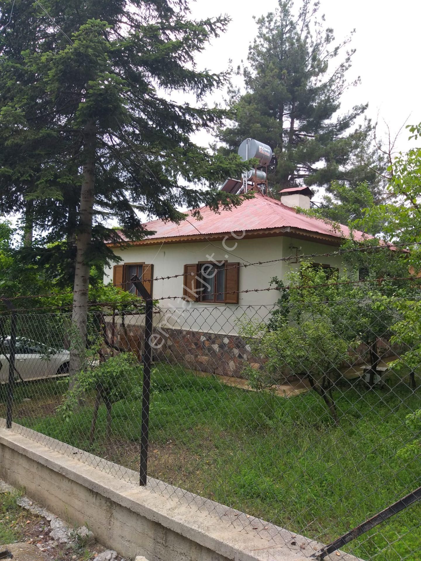 Çamlıyayla Belçınar Satılık Daire  ÇERÇİ EMLAK'TAN ÇAMLIYAYLA ULUMERESTE SATILIK 2 KATLI YAYLA EVİ