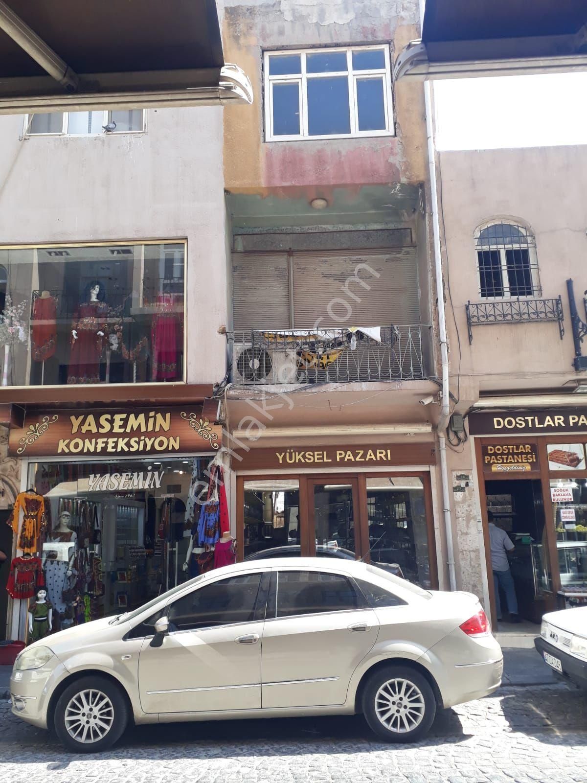Artuklu Ulucami Satılık Dükkan & Mağaza Değer Emlak'tan 1. Caddede alt alta satılık  Dükkanlar 