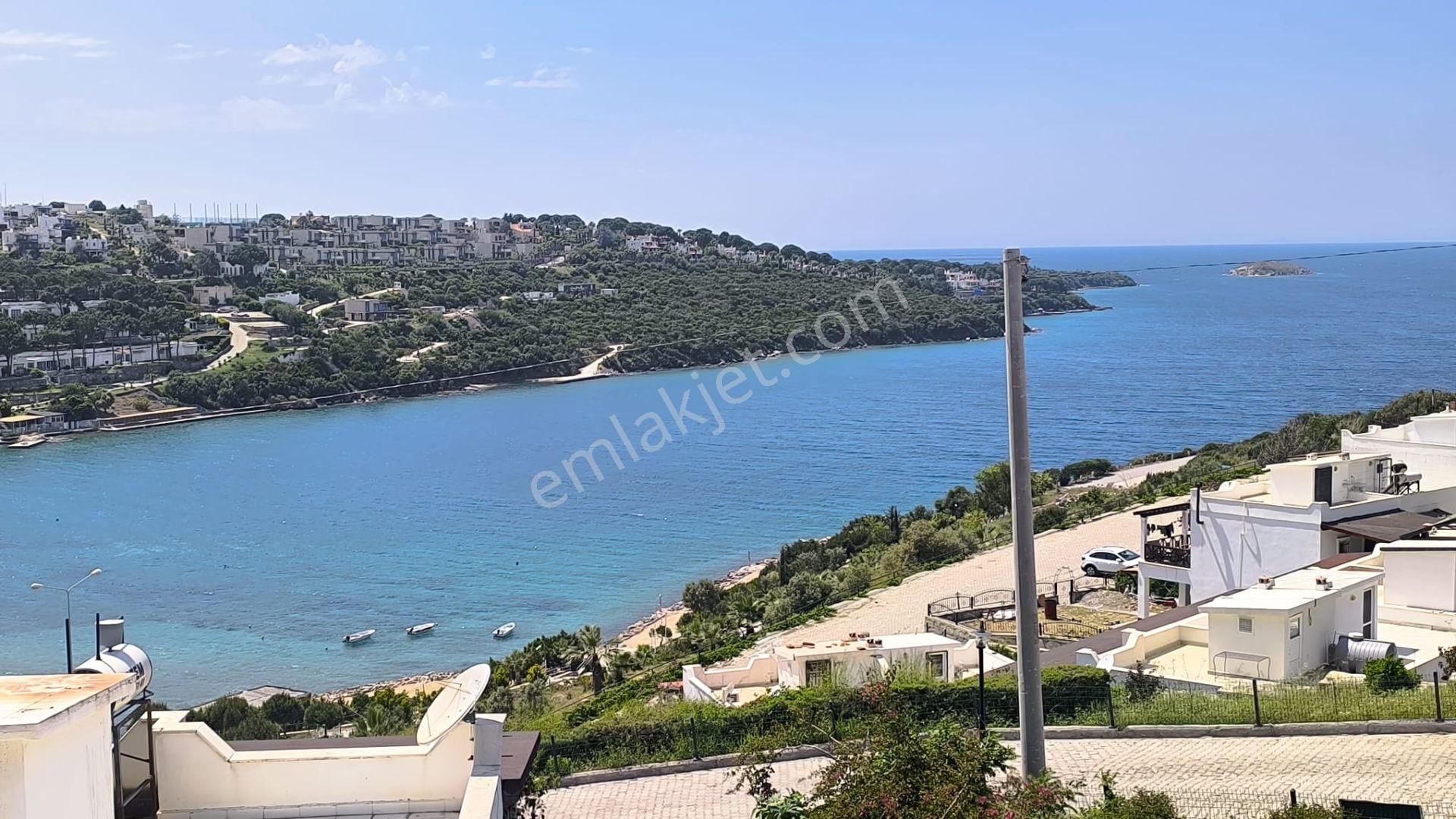 Plaja Yürüme Mesafesinde Dubleks Bahçeli Villa