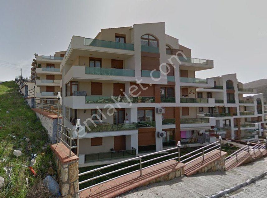 Dikili Salimbey Satılık Daire  İzmir Dikili Site İçerisinde Deniz Manzaralı 3+1 Satılık Daire