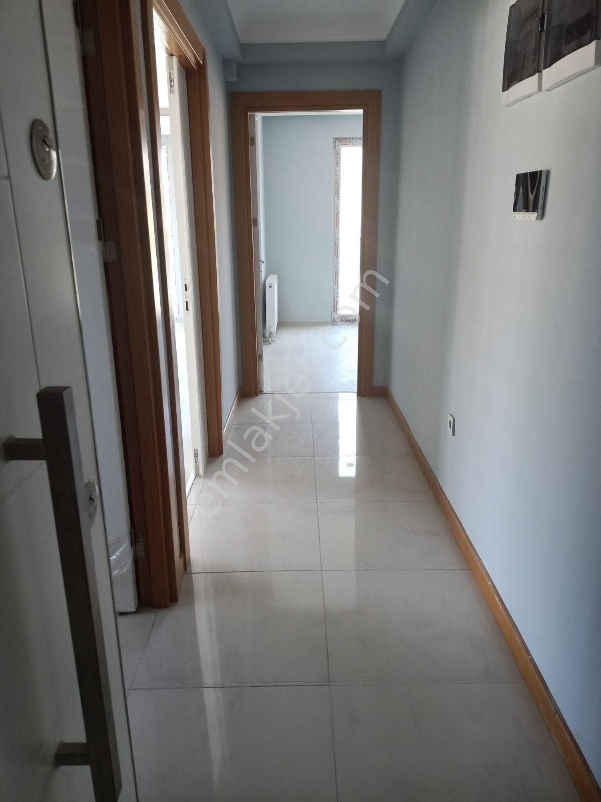 Balkon İstanbul Kartal Yakacıkta 2 1 Daire