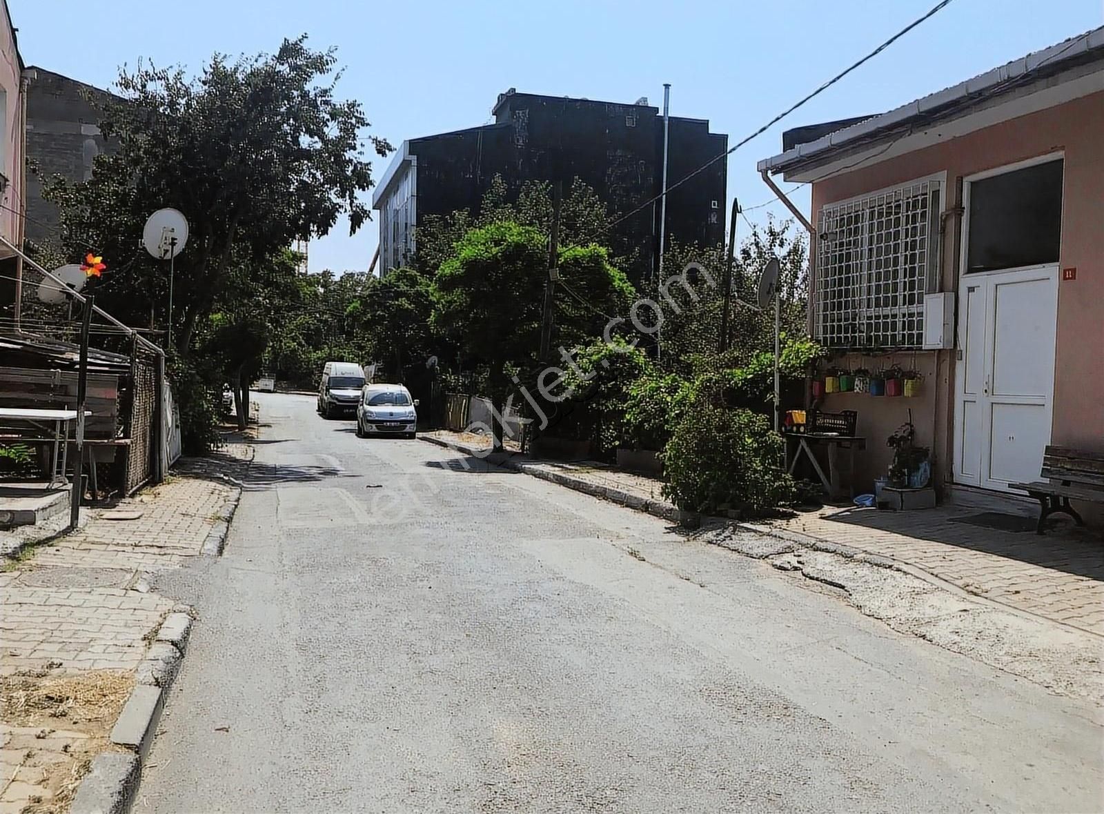 Mahmutbey Hacibostan'da (mia)ticari İmarlı 139 M' Satılık Arsa - Görsel 4