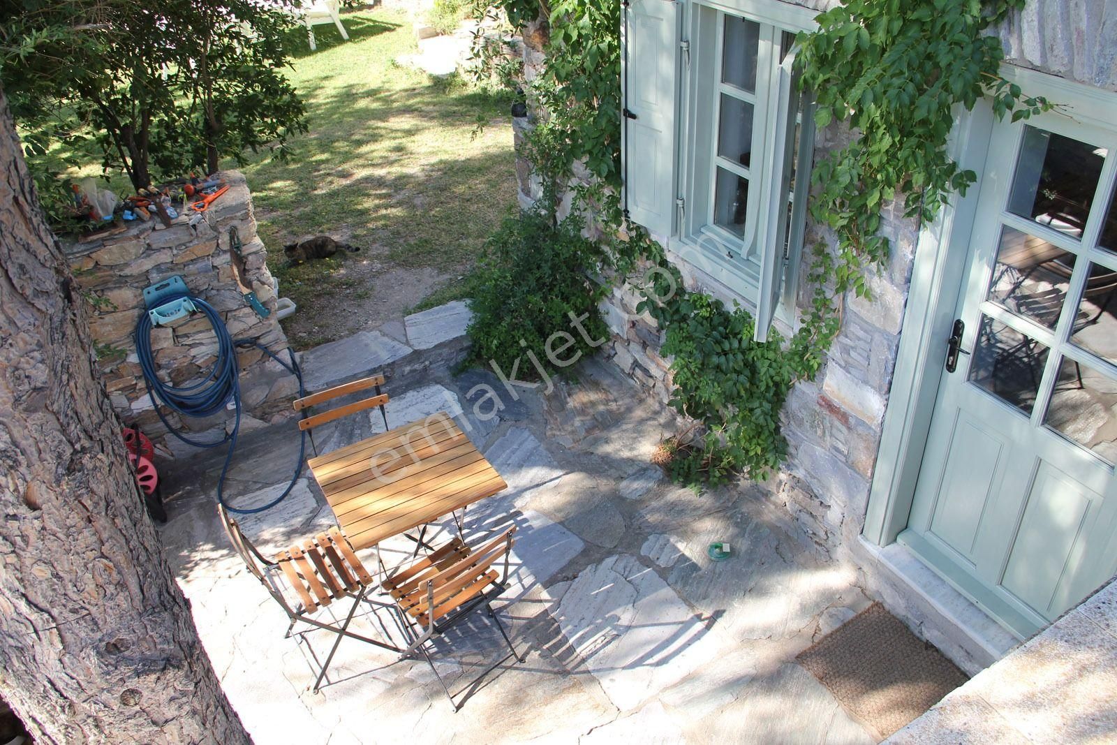 Söke Doğanbey'de Doğa İle Bütünleşen Müstakil Rum Evi - Görsel 11