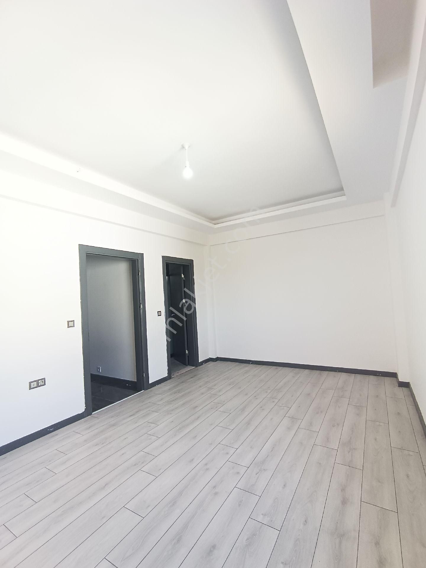 https://imaj.emlakjet.com/listing/14084522/28A88C0EB82D3C95990DEC0AEBE0EA3E14084522.jpg