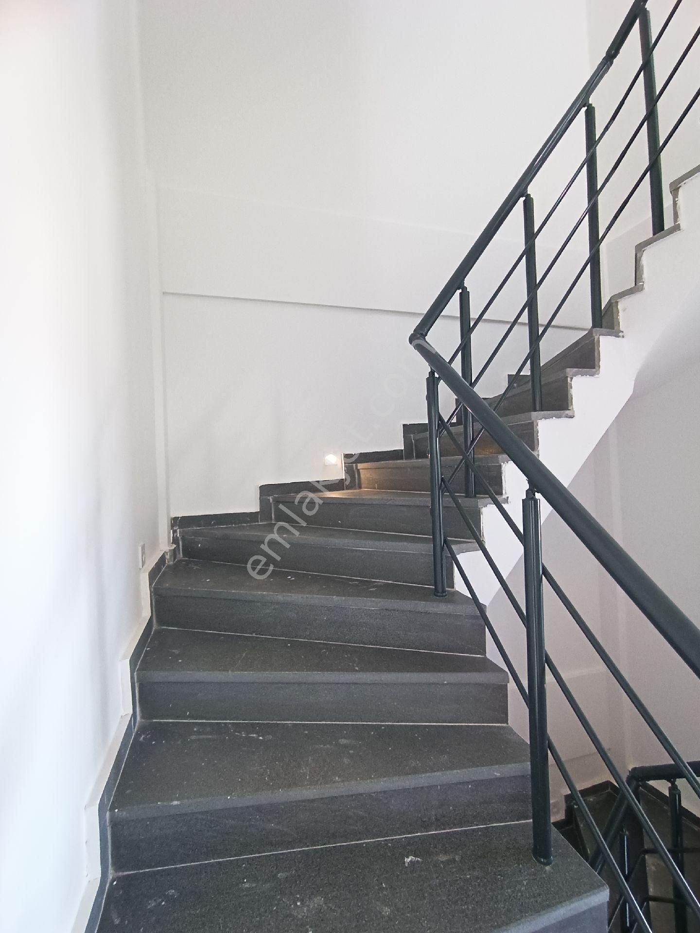 https://imaj.emlakjet.com/listing/14084522/B2C75ED5061F3CE4165B5EF67EFB21AD14084522.jpg