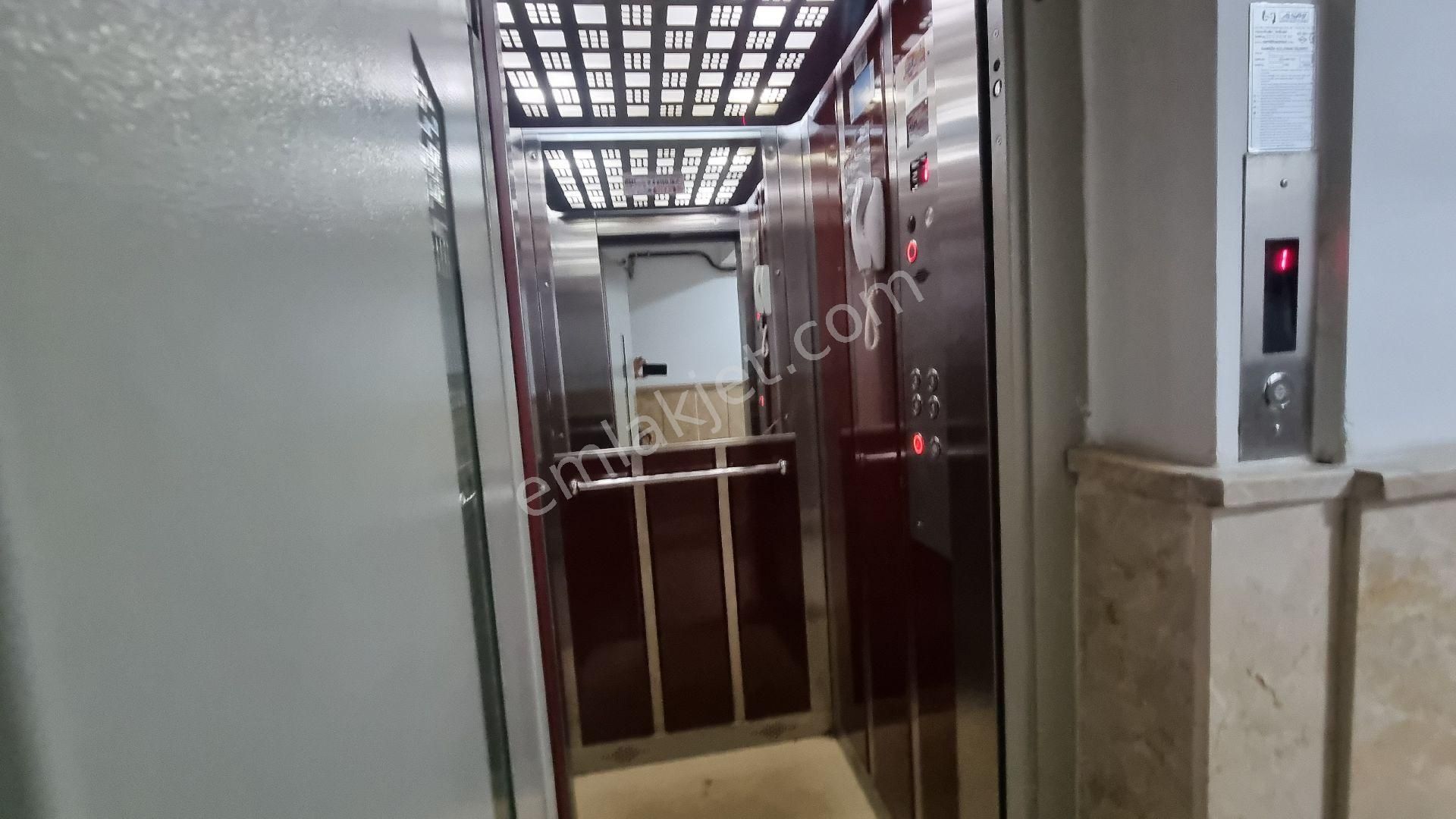 Ayvalı Mh Kardeşlerde Katta Asansörlü - Görsel 18