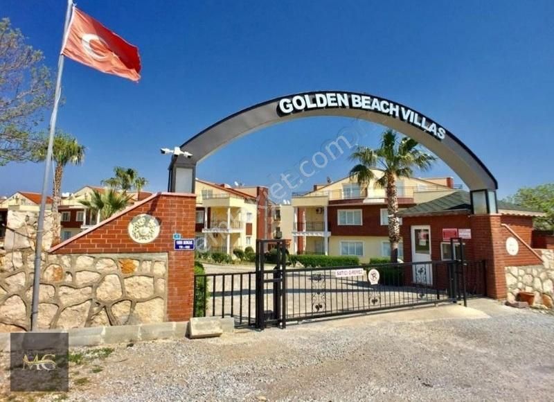 Didim Efeler Satılık Villa Denize 50 metre mesafede havuzlu nezih site içerisinde 3+1 villa