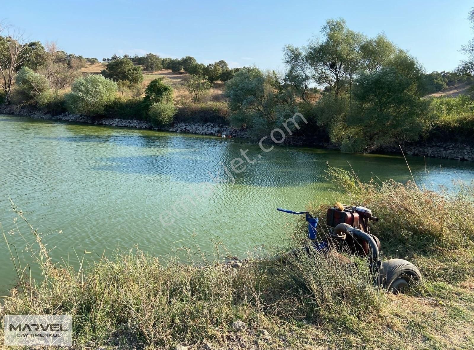 Sındırgı Süller Satılık Tarla Marvelden Balıkesir Sındırgı Süllerde Yatırımlık Gölkenarı Tarla