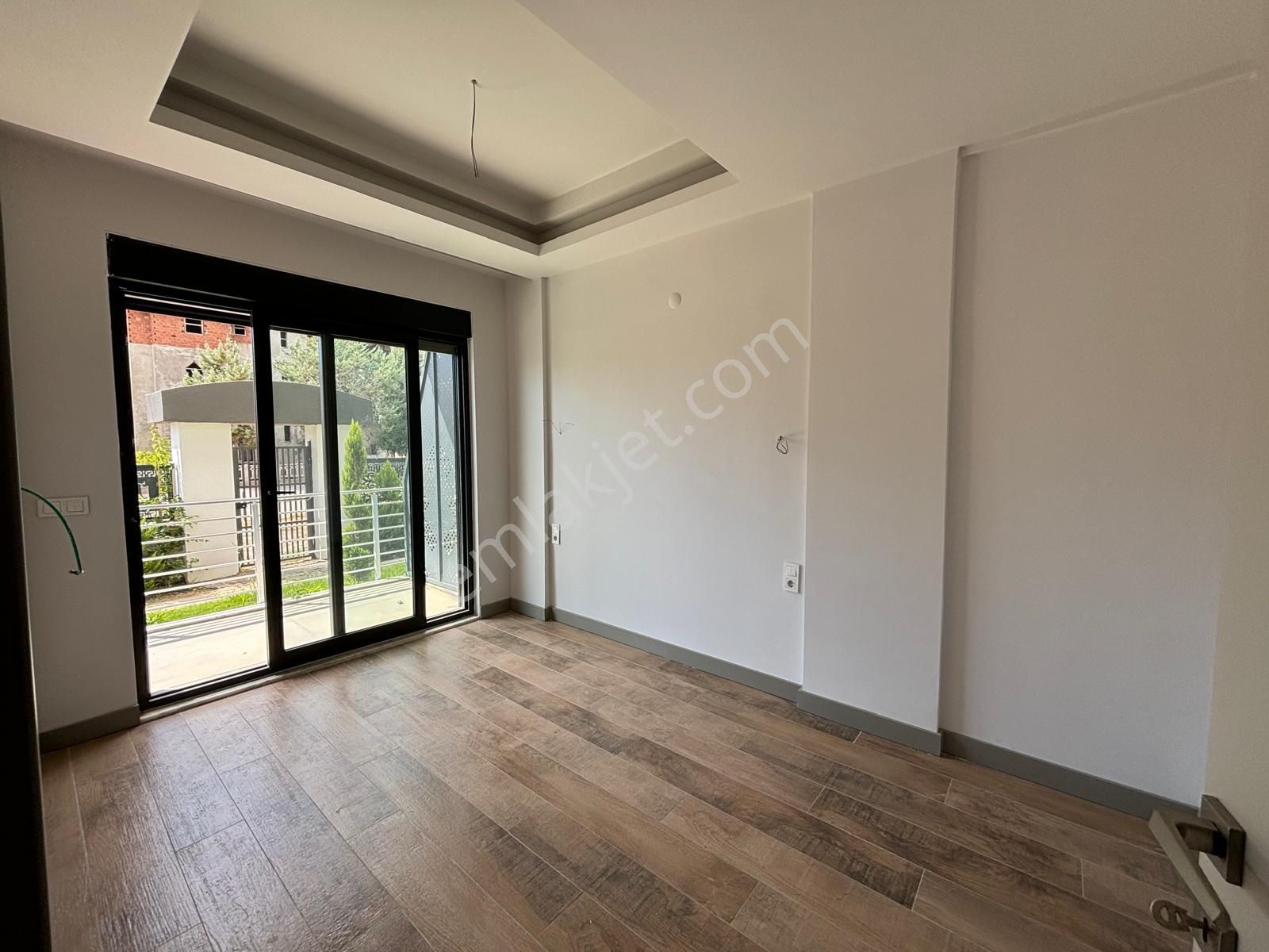 Kumköy'de Denize 800 M, 1+1 Havuzlu Site İçinde Lüx Daire - Görsel 7