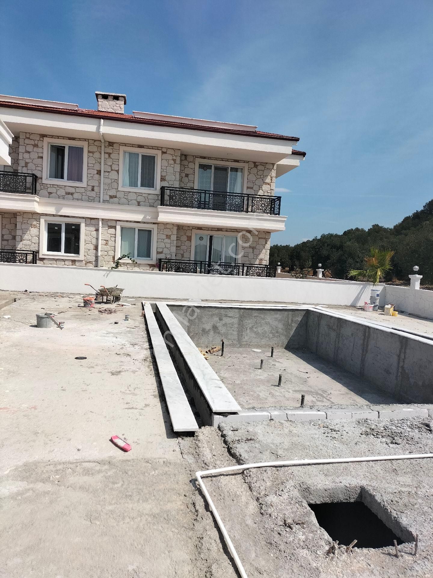 Taş Emlak'tan Havuzlu Sitede Satılık Daire - Görsel 29